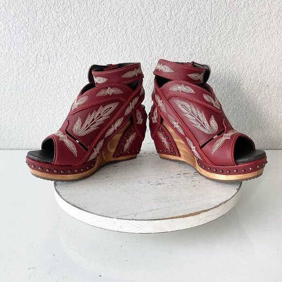 Lane Boots LEXINGTON Womens Red Wedges 7.5 Western Sandals Cowgirl Wooden Heels - Picture 7 of 11
